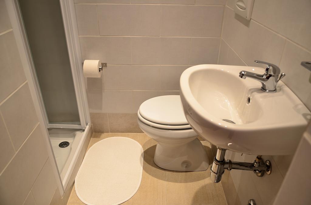 Hostel Castello Maggiore Rom Eksteriør billede